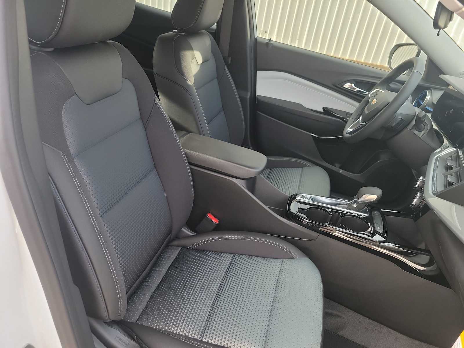 Thumbnail: 2026 Chevrolet Trax - 22