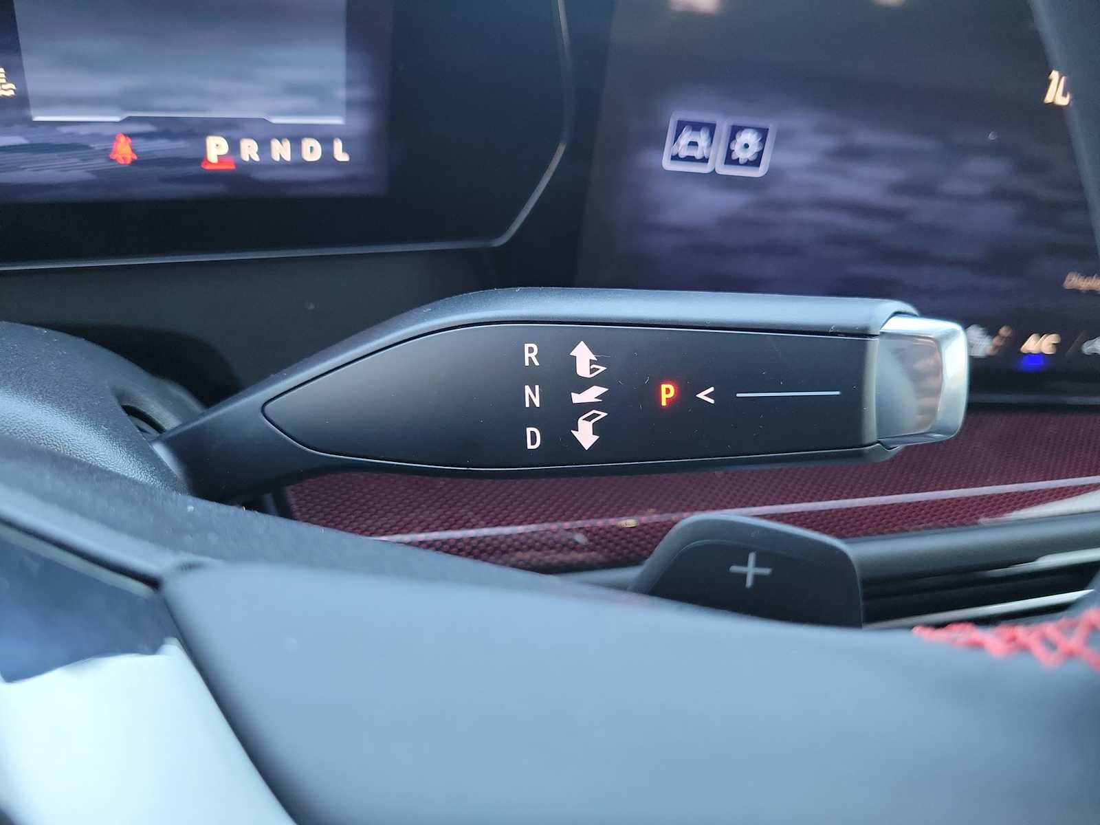 Thumbnail: 2026 Chevrolet Traverse - 25