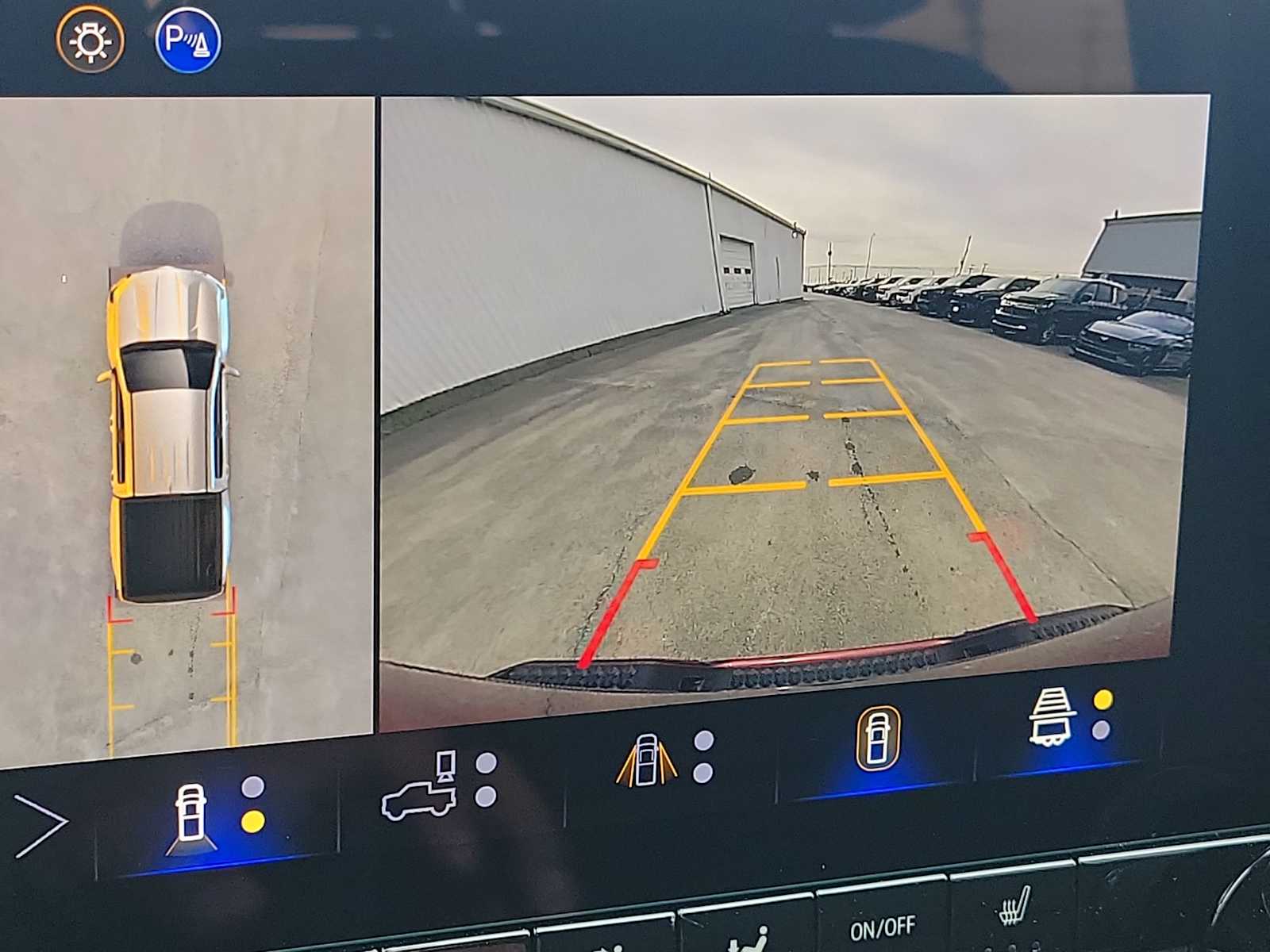 Thumbnail: 2026 Chevrolet Colorado - 28