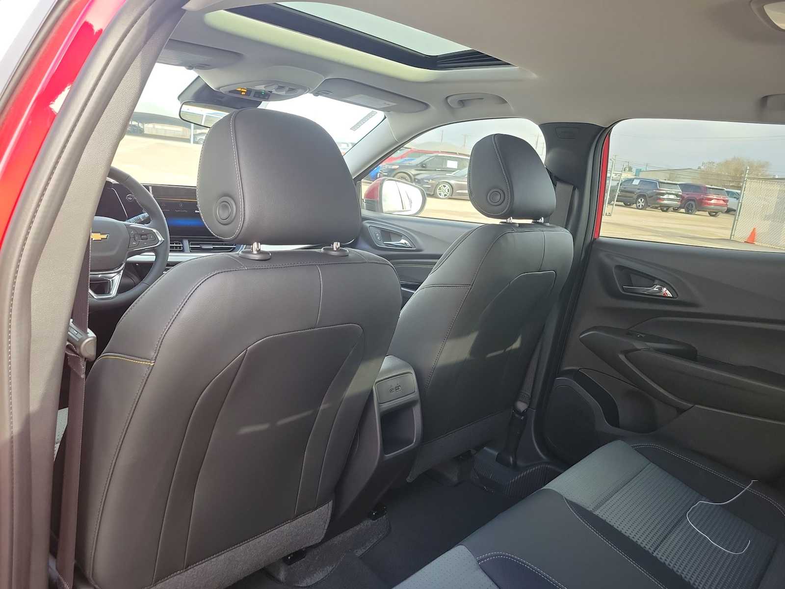 Thumbnail: 2026 Chevrolet Trax - 20