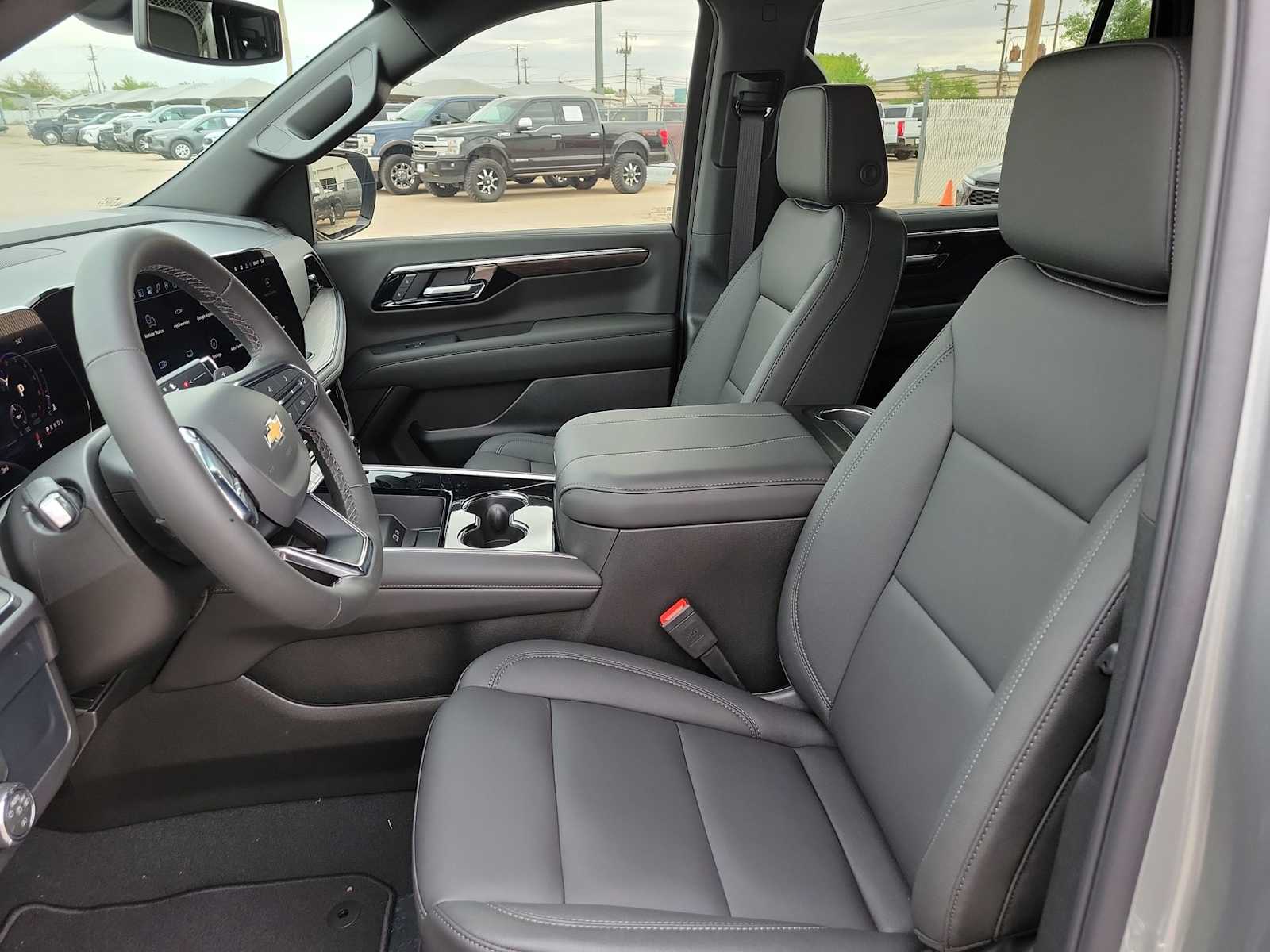 Thumbnail: 2026 Chevrolet Tahoe - 15