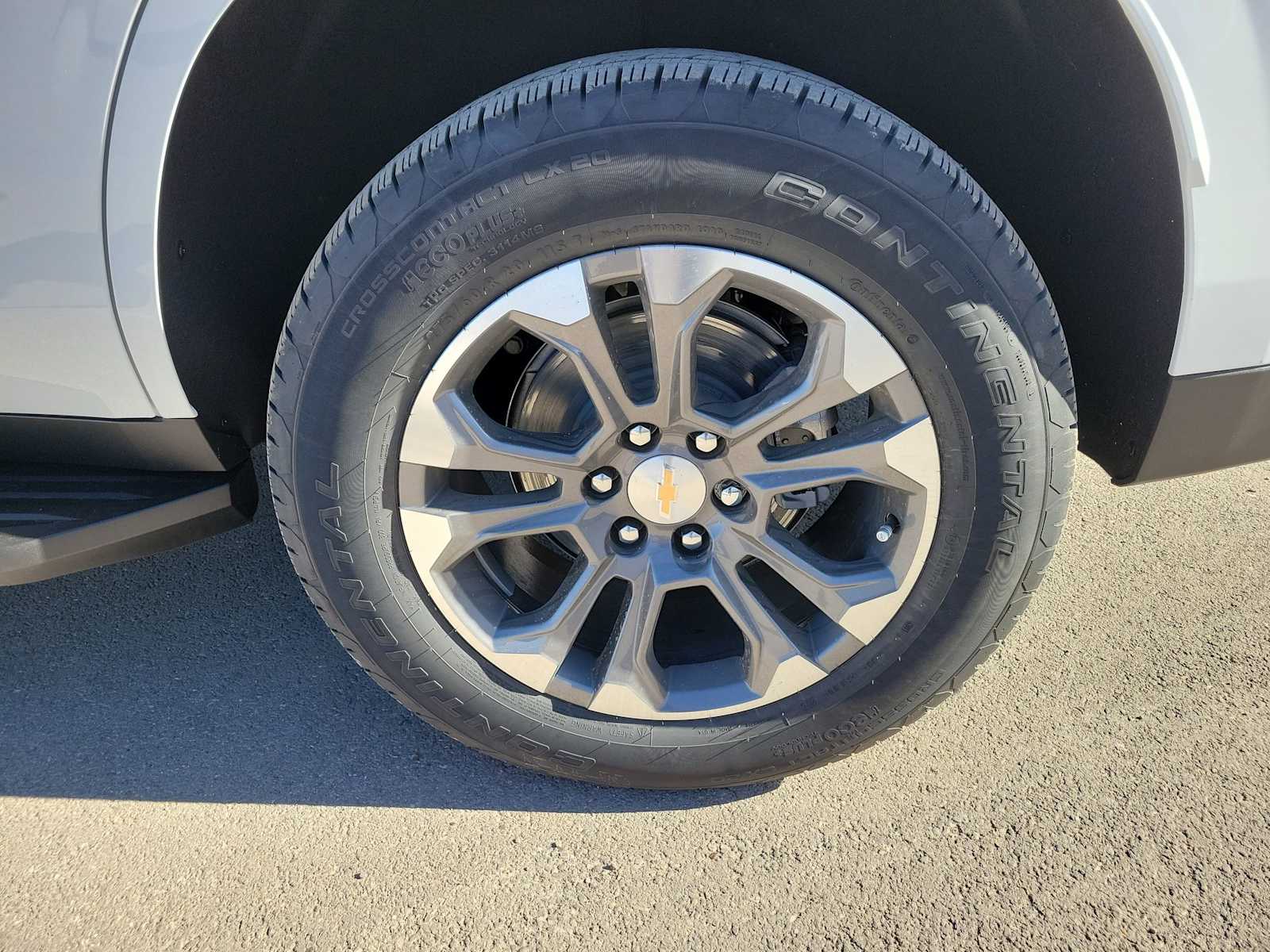 Thumbnail: 2026 Chevrolet Tahoe - 16