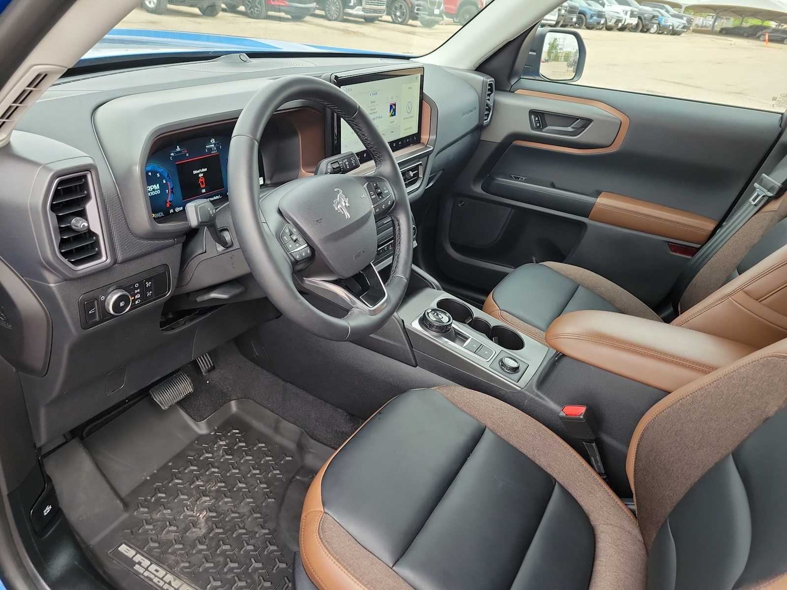 Thumbnail: 2025 Ford Bronco Sport - 10