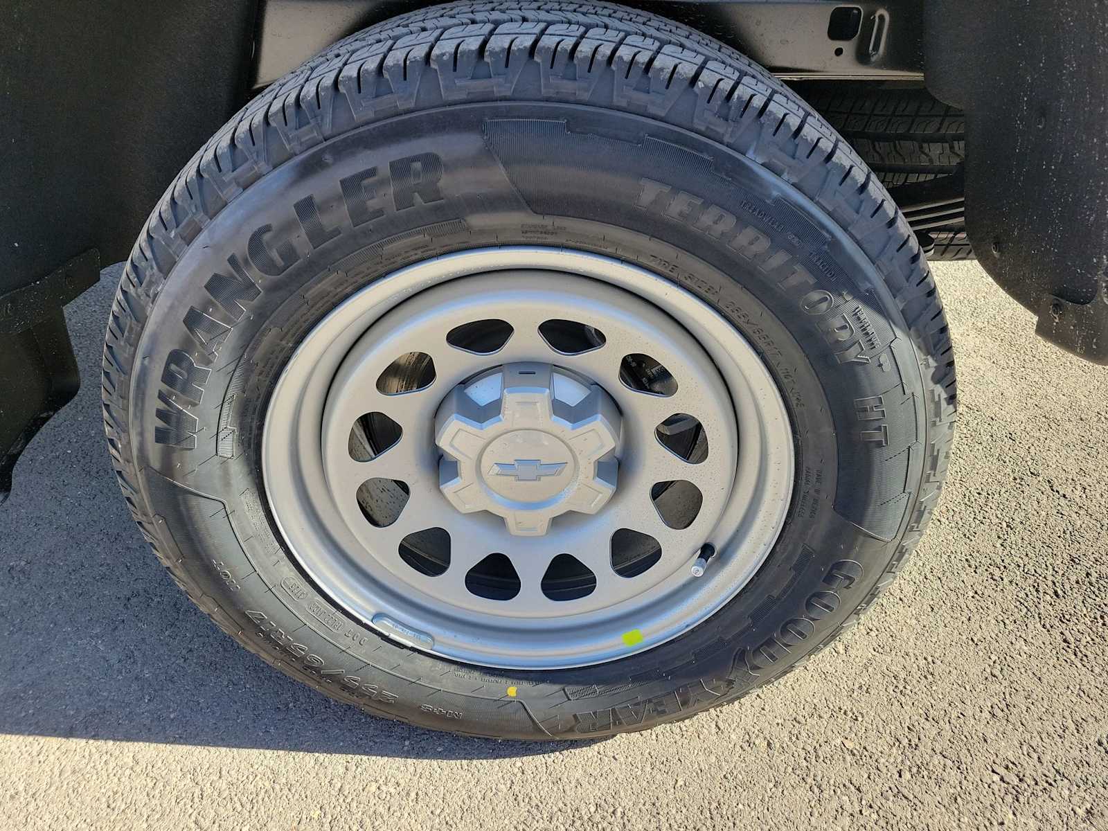 Thumbnail: 2026 Chevrolet Colorado - 16