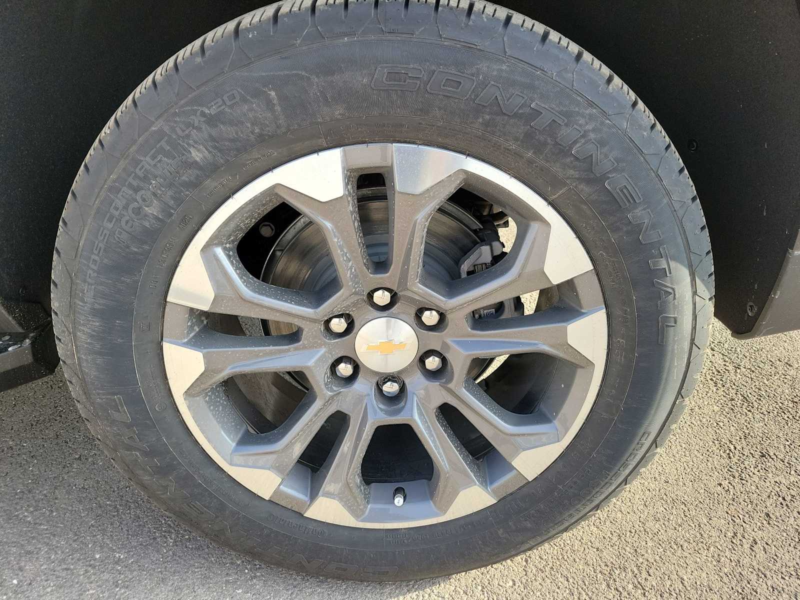 Thumbnail: 2026 Chevrolet Tahoe - 16