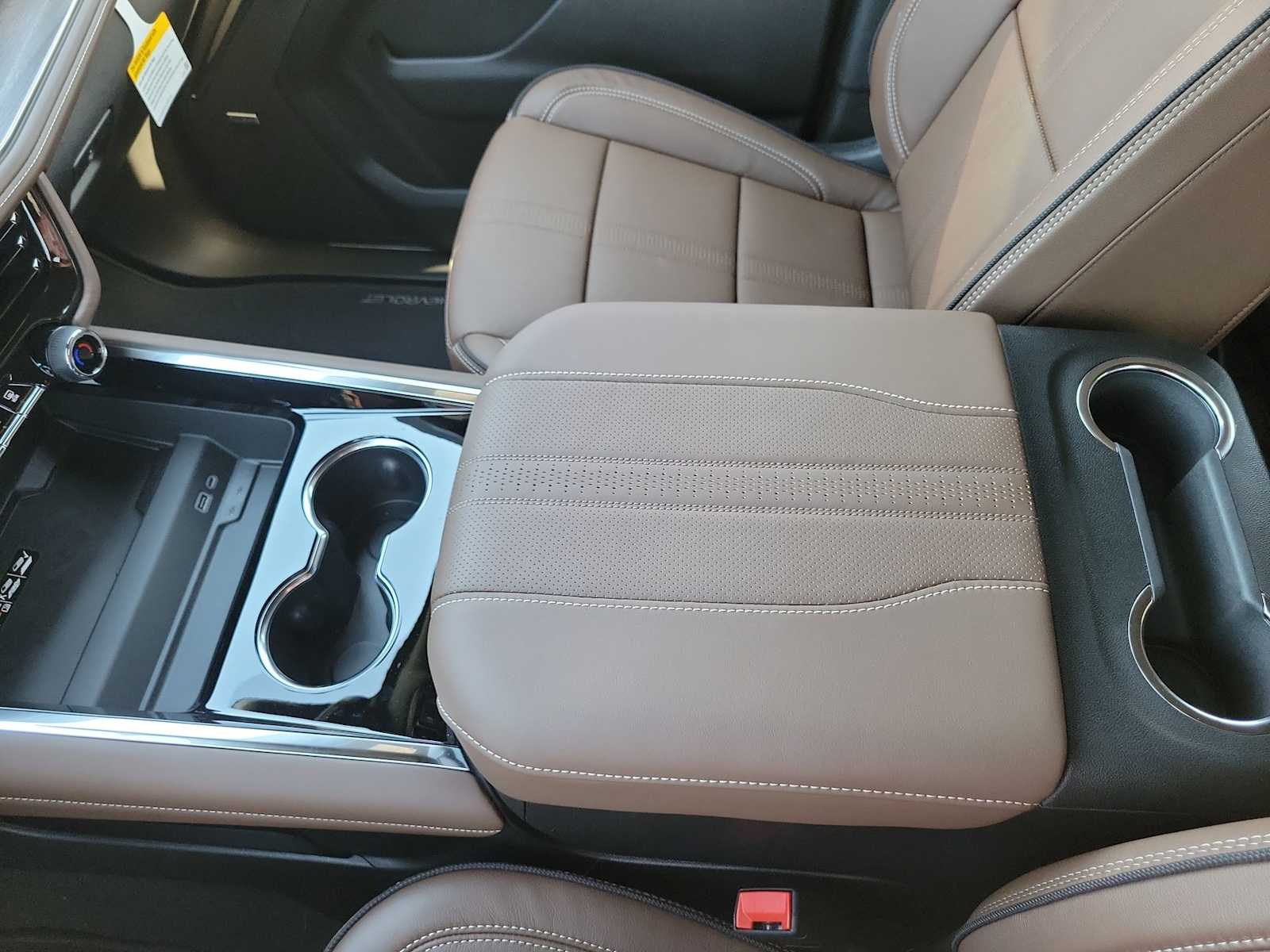 Thumbnail: 2026 Chevrolet Tahoe - 24