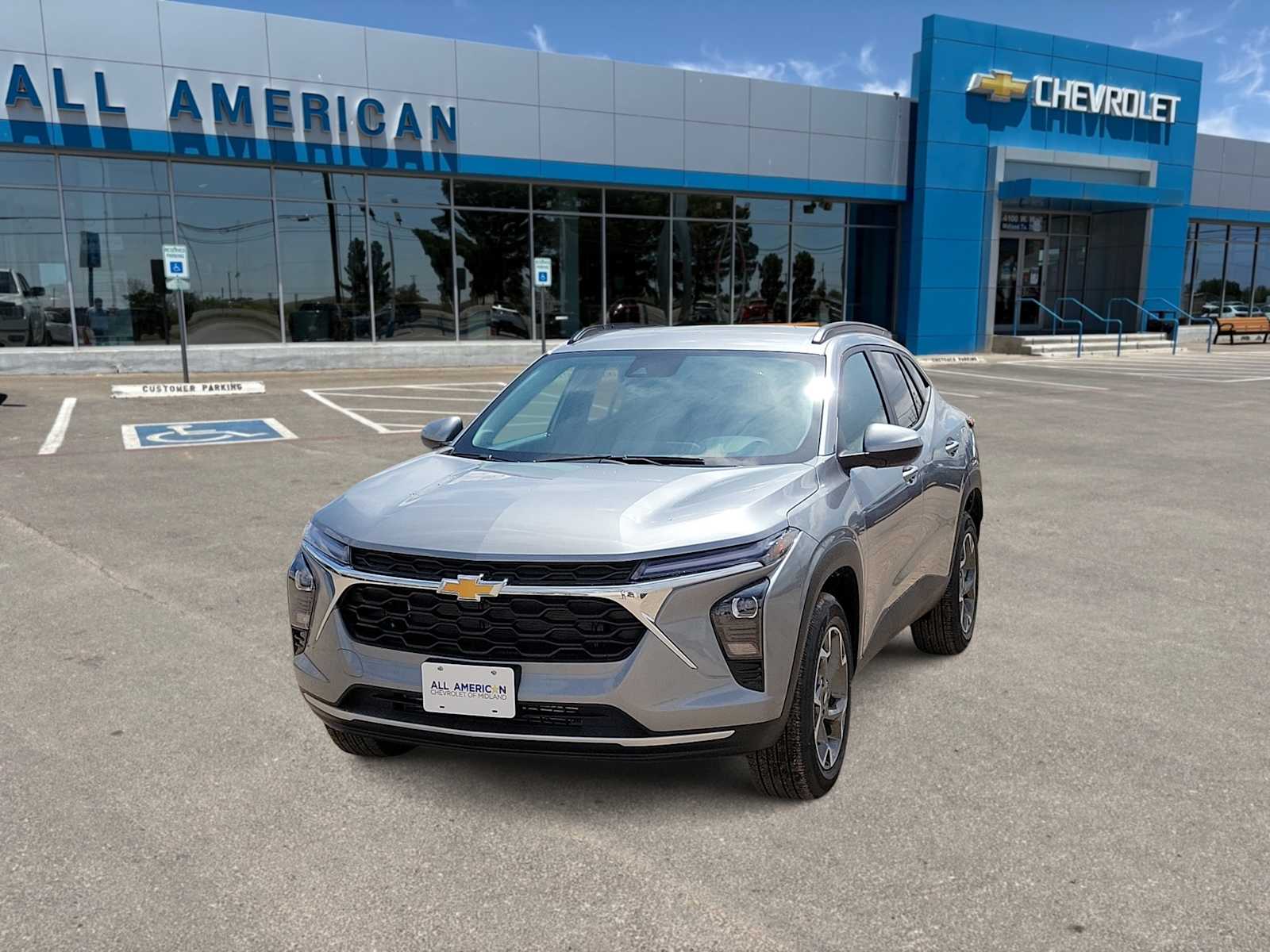 Thumbnail: 2026 Chevrolet Trax - 1