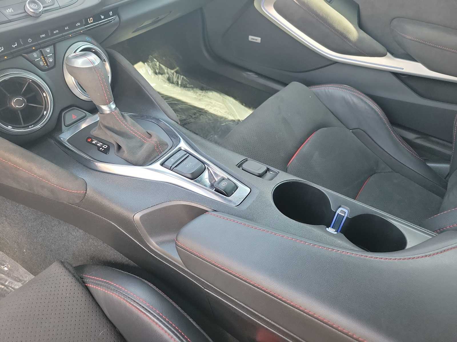 Thumbnail: 2022 Chevrolet Camaro - 24