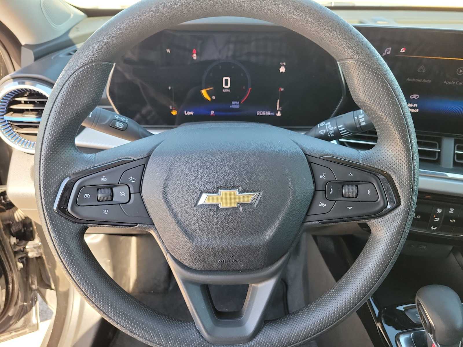 Thumbnail: 2025 Chevrolet Trax - 19