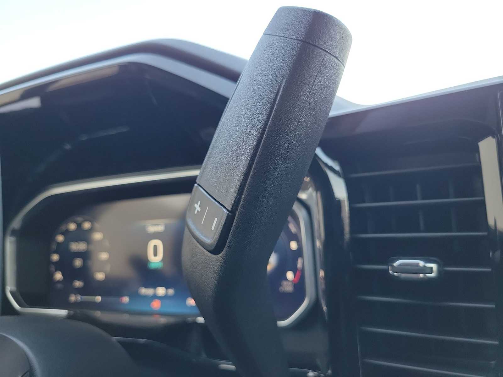 Thumbnail: 2026 Chevrolet Silverado 1500 - 25