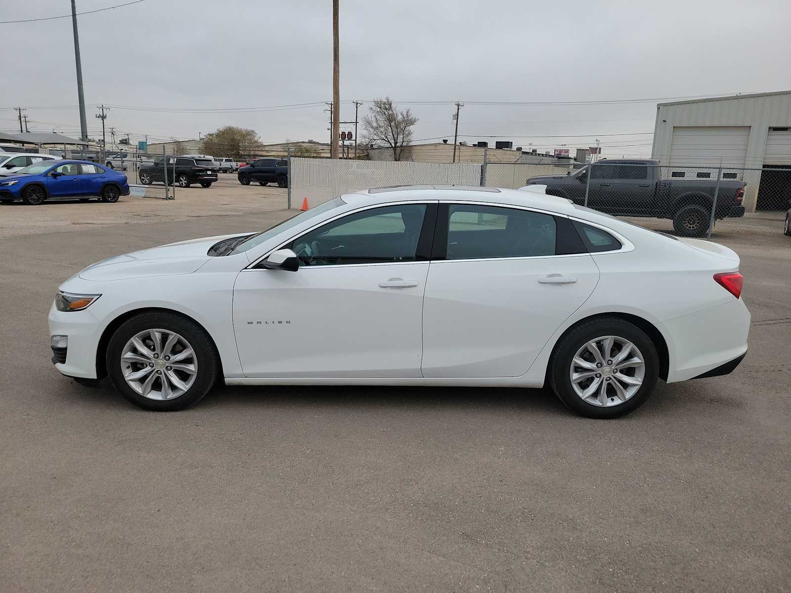 Thumbnail: 2023 Chevrolet Malibu - 11