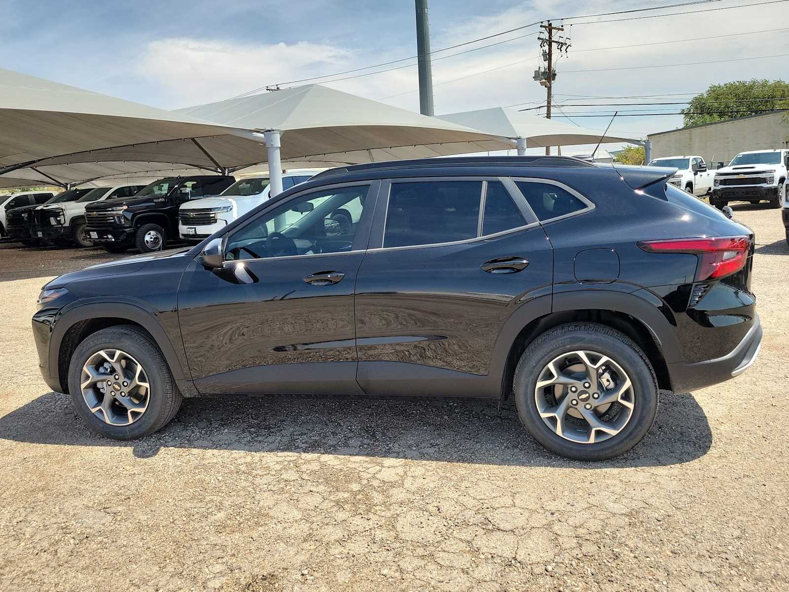 Thumbnail: 2025 Chevrolet Trax - 11