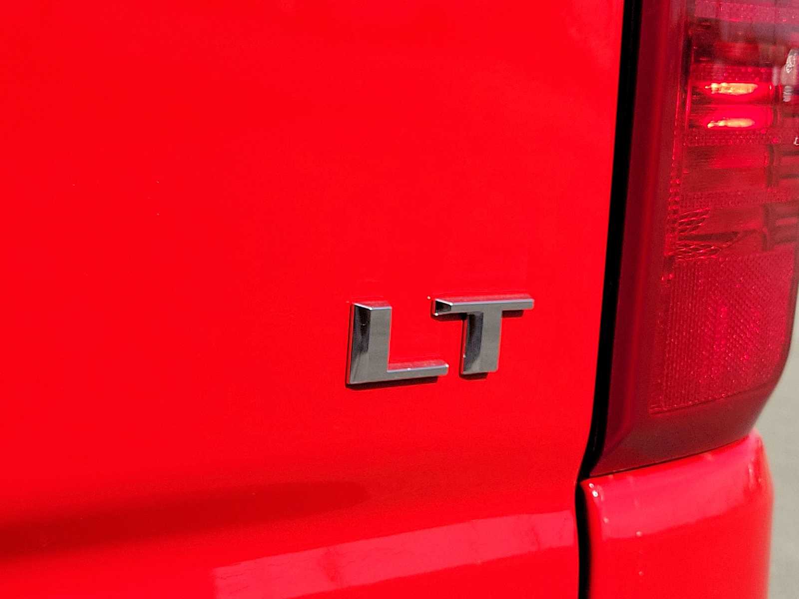 Thumbnail: 2026 Chevrolet Silverado 1500 - 15