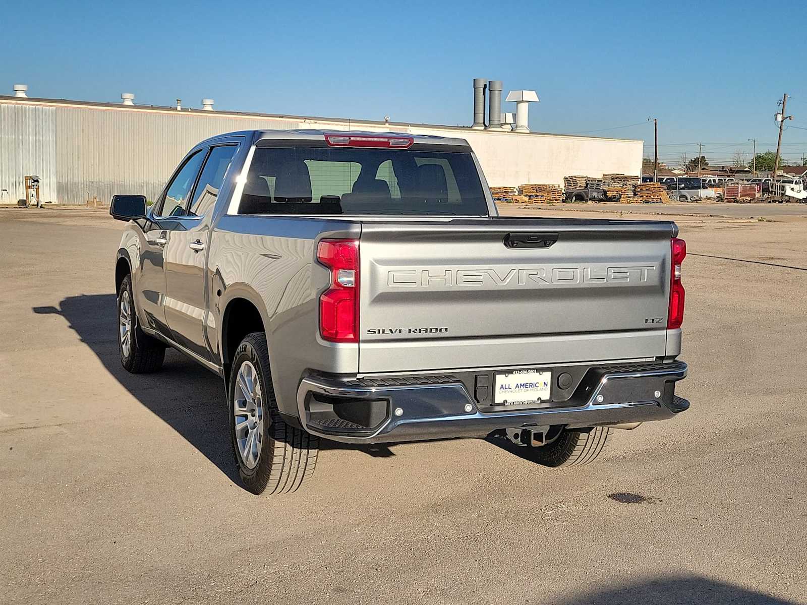 Thumbnail: 2023 Chevrolet Silverado 1500 - 6