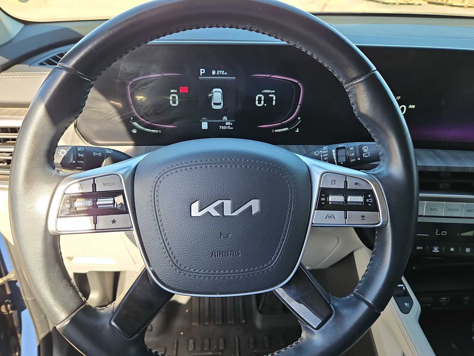 Thumbnail: 2023 Kia Telluride - 19