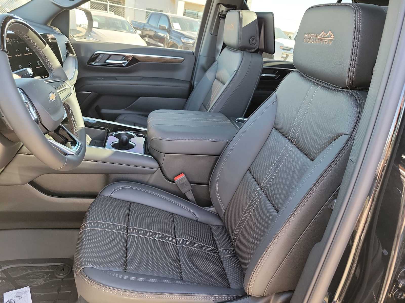 Thumbnail: 2026 Chevrolet Tahoe - 19