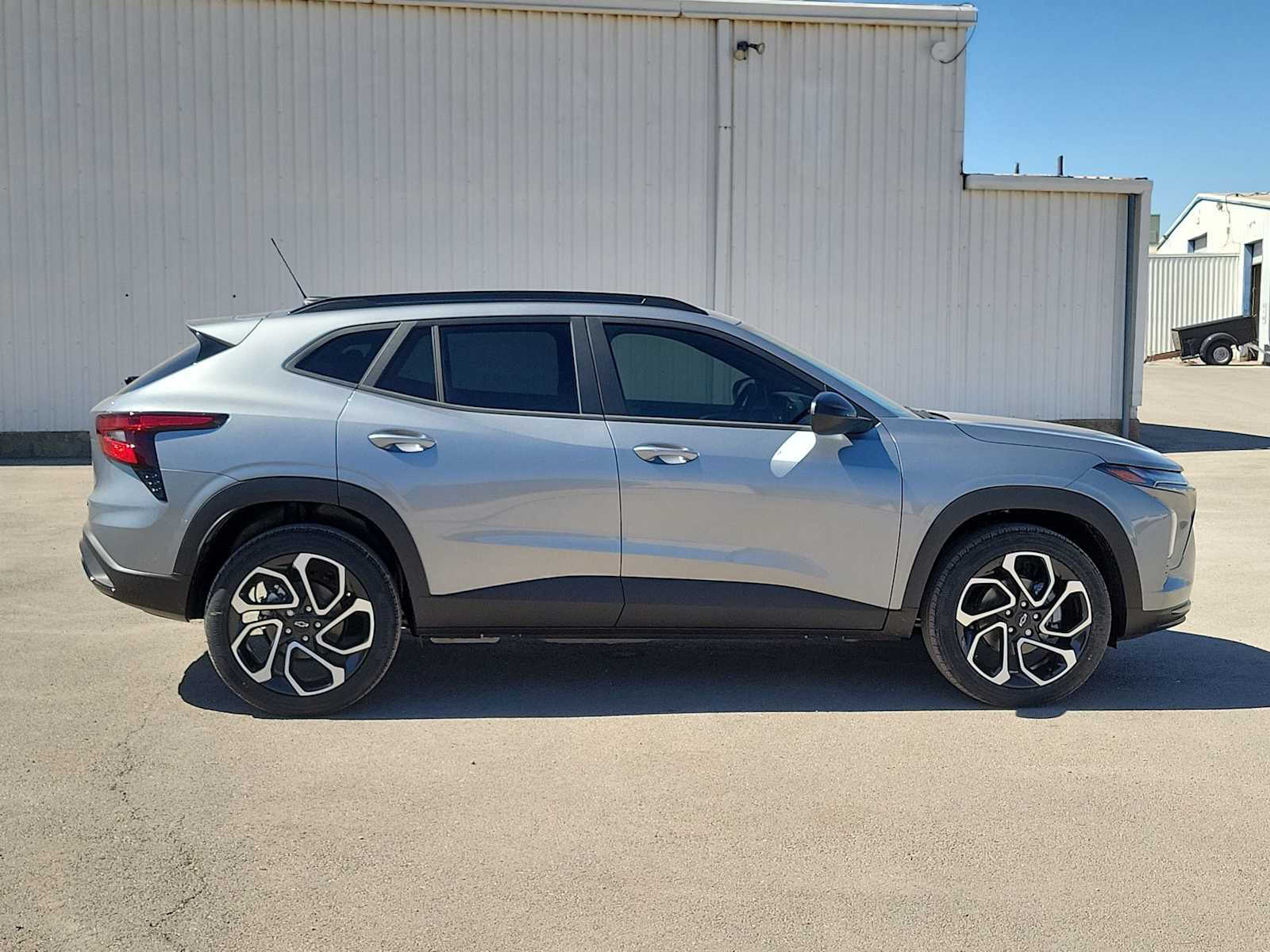 Thumbnail: 2026 Chevrolet Trax - 9