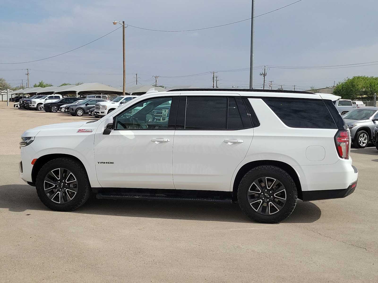 Thumbnail: 2022 Chevrolet Tahoe - 5