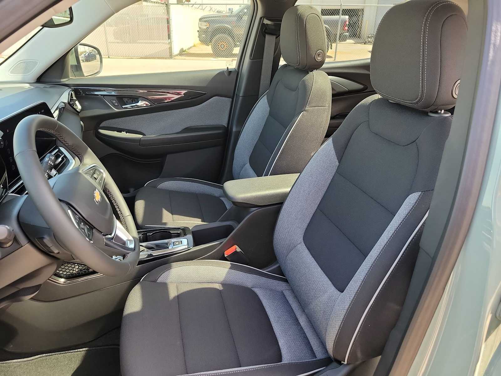 Thumbnail: 2026 Chevrolet TrailBlazer - 15