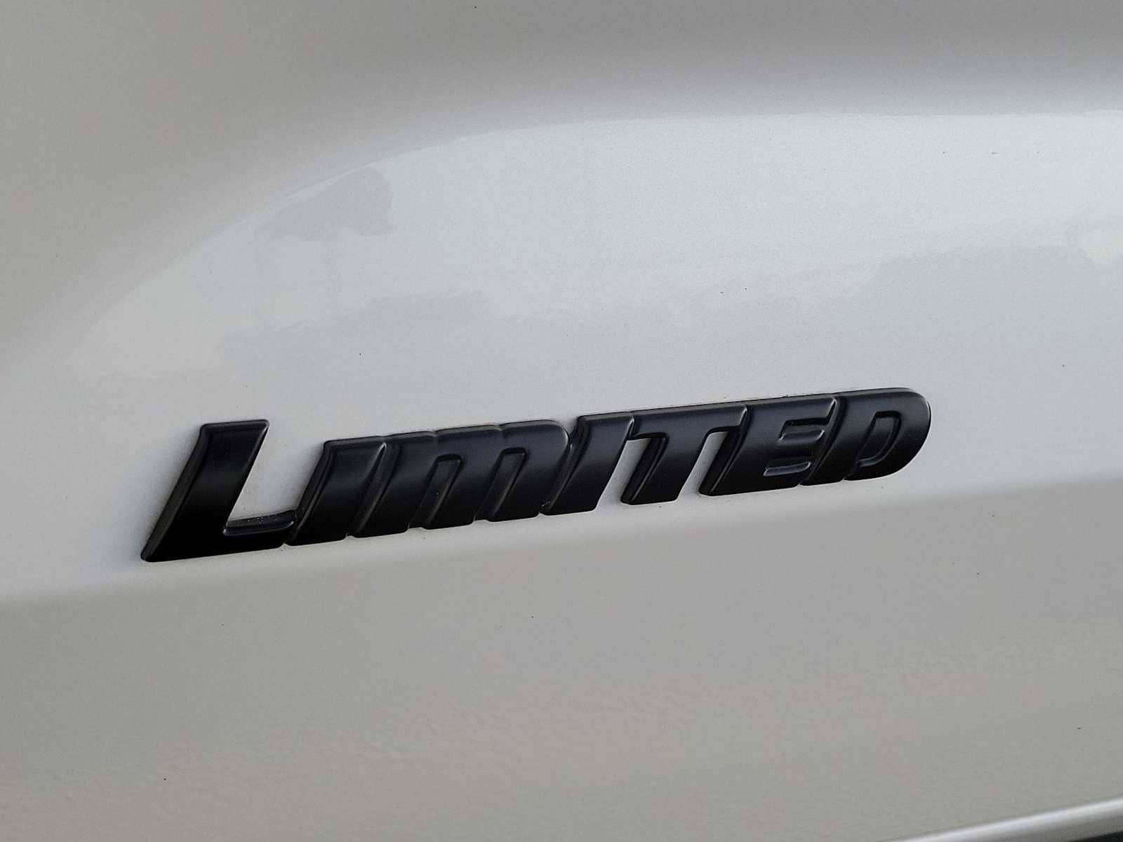 Thumbnail: 2024 Toyota Sequoia - 11