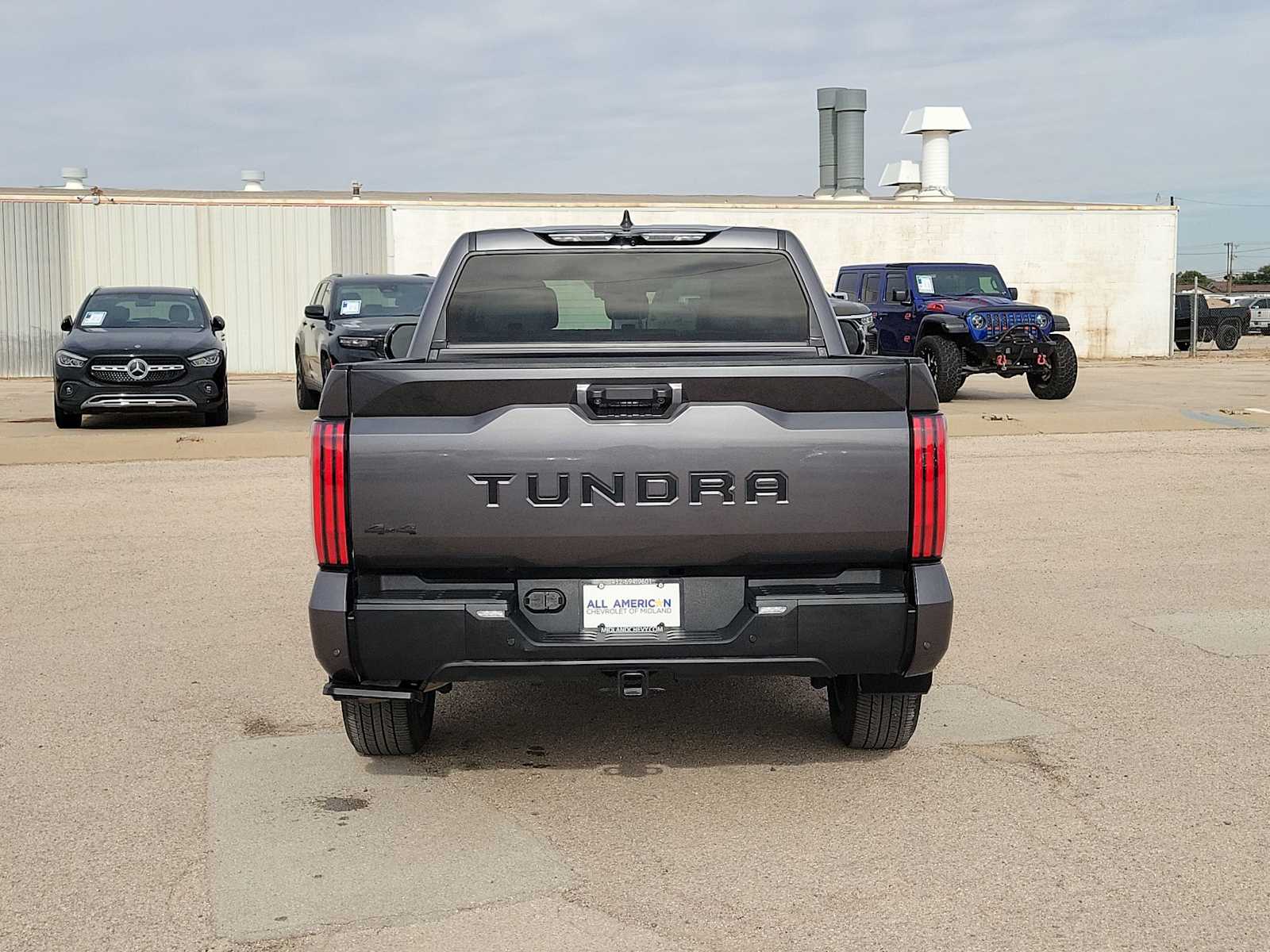 Thumbnail: 2024 Toyota Tundra - 7