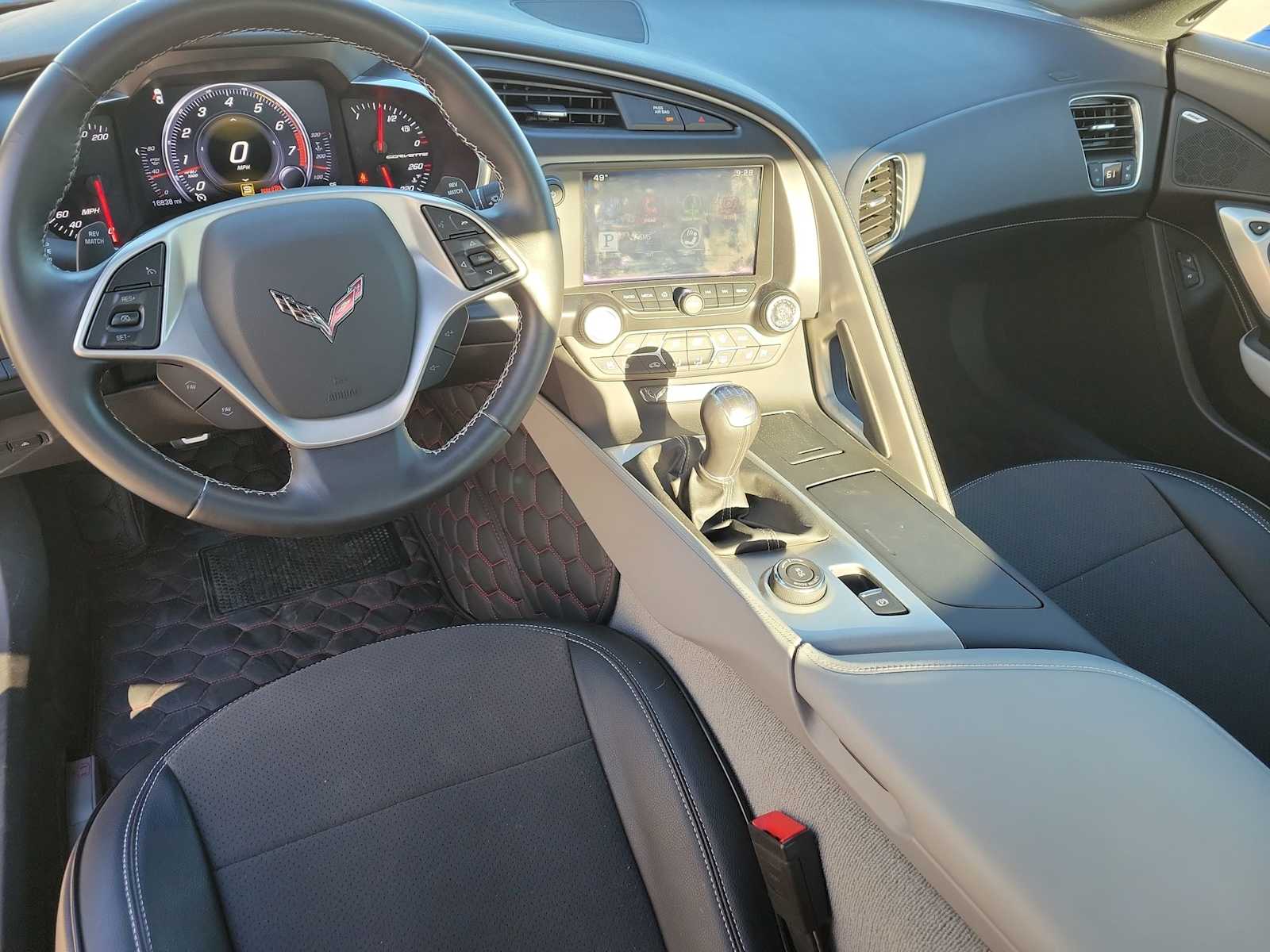 Thumbnail: 2015 Chevrolet Corvette - 18