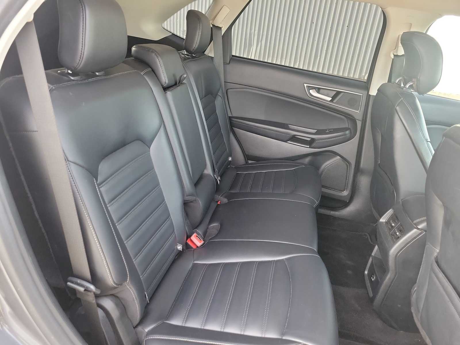 Thumbnail: 2022 Ford Edge - 17