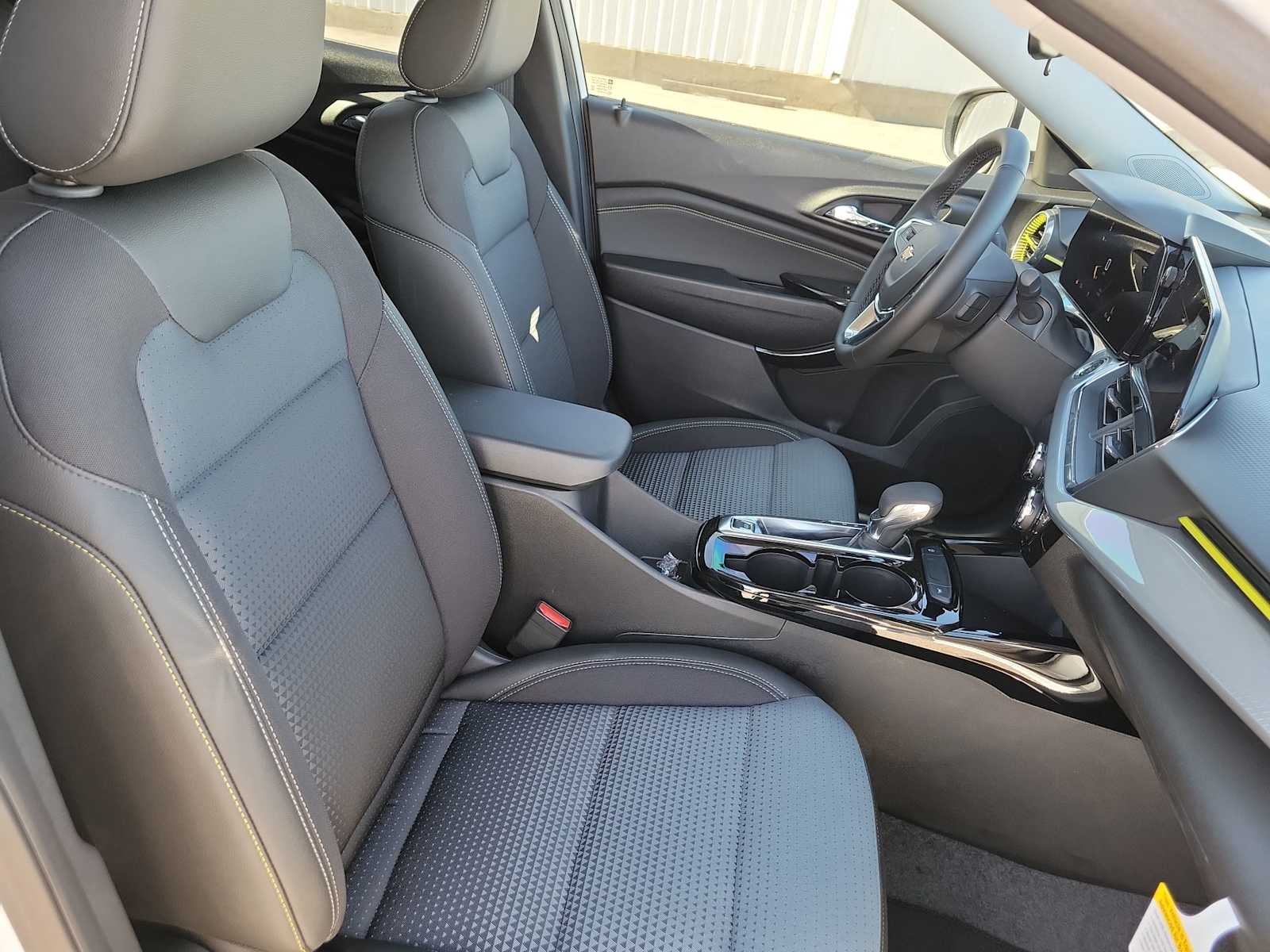 Thumbnail: 2026 Chevrolet Trax - 22