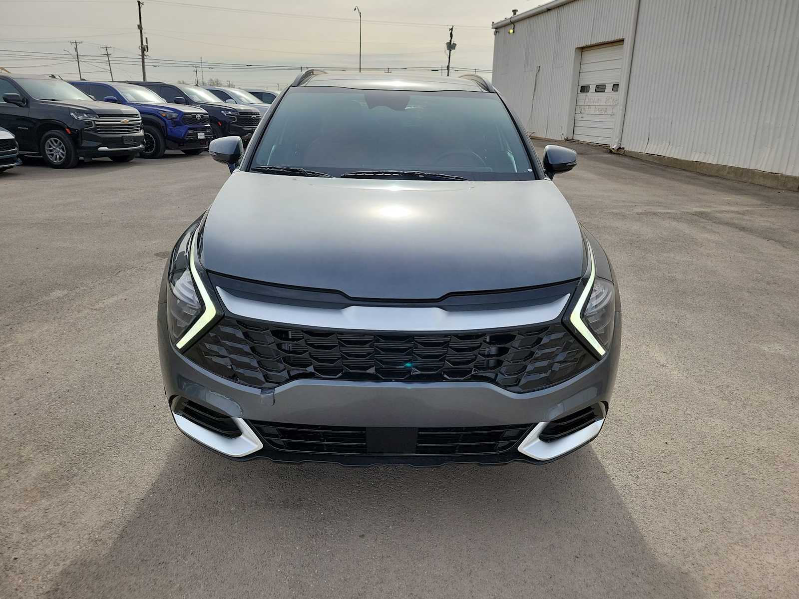 Thumbnail: 2023 Kia Sportage - 3