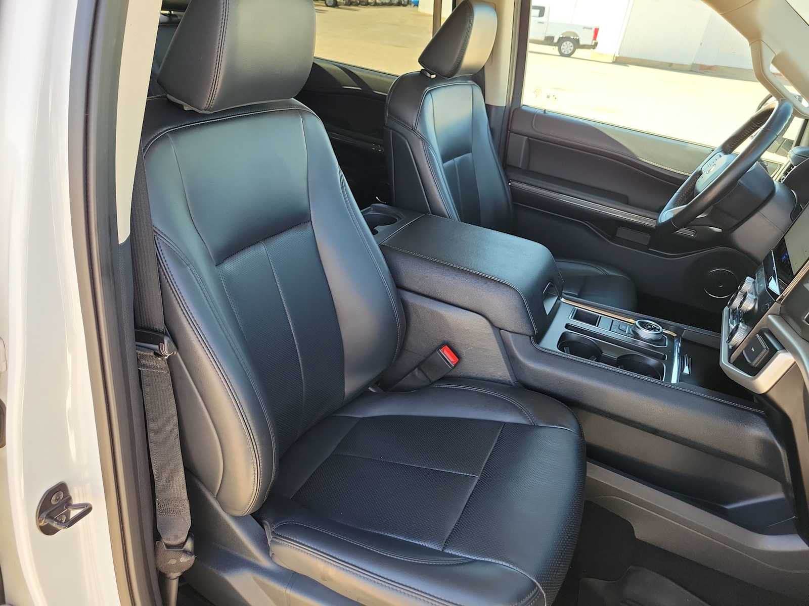 Thumbnail: 2024 Ford Expedition - 18
