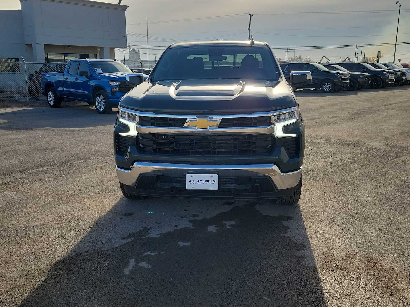 Thumbnail: 2026 Chevrolet Silverado 1500 - 2