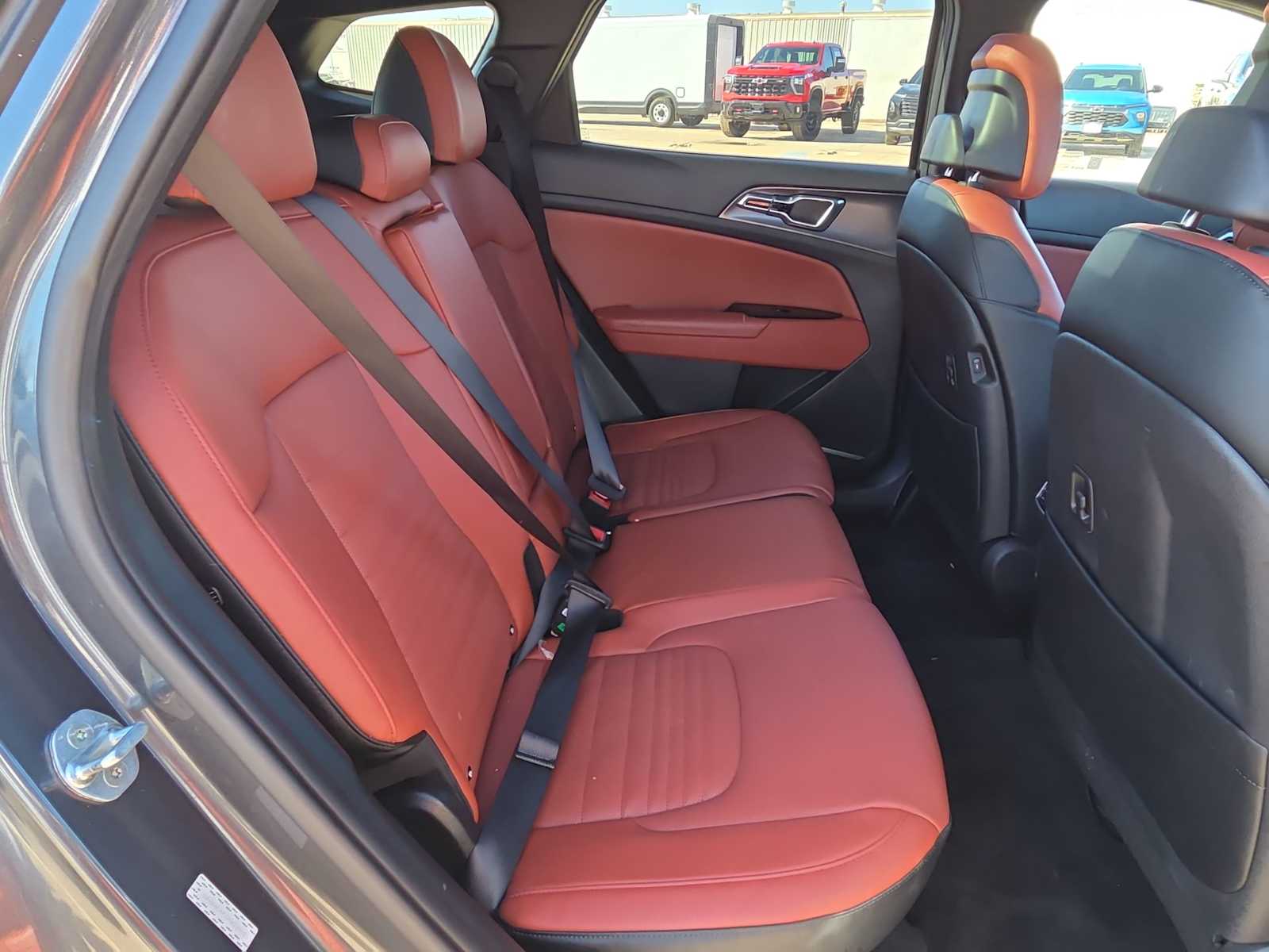 Thumbnail: 2023 Kia Sportage - 17