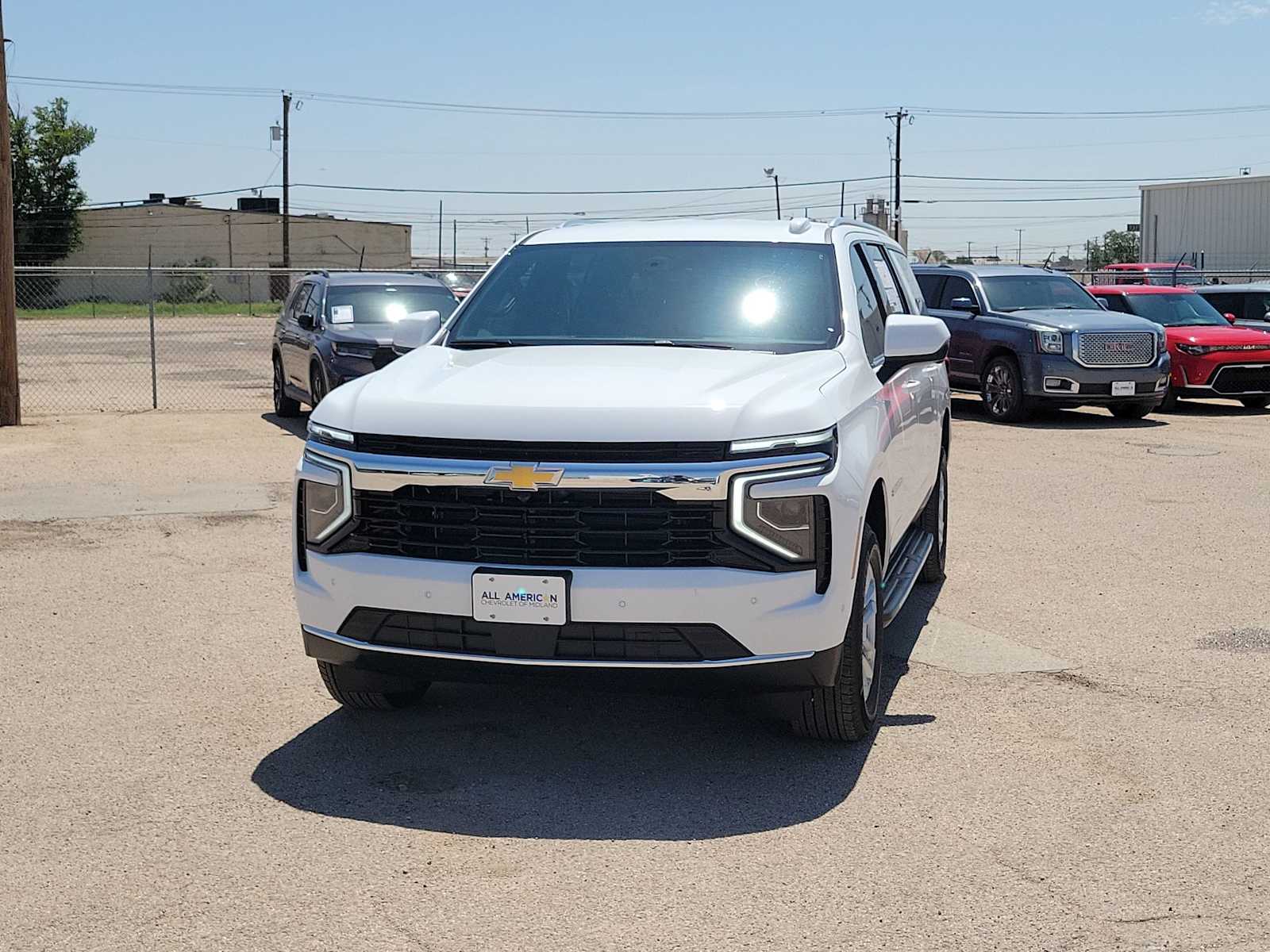 Thumbnail: 2026 Chevrolet Suburban - 4