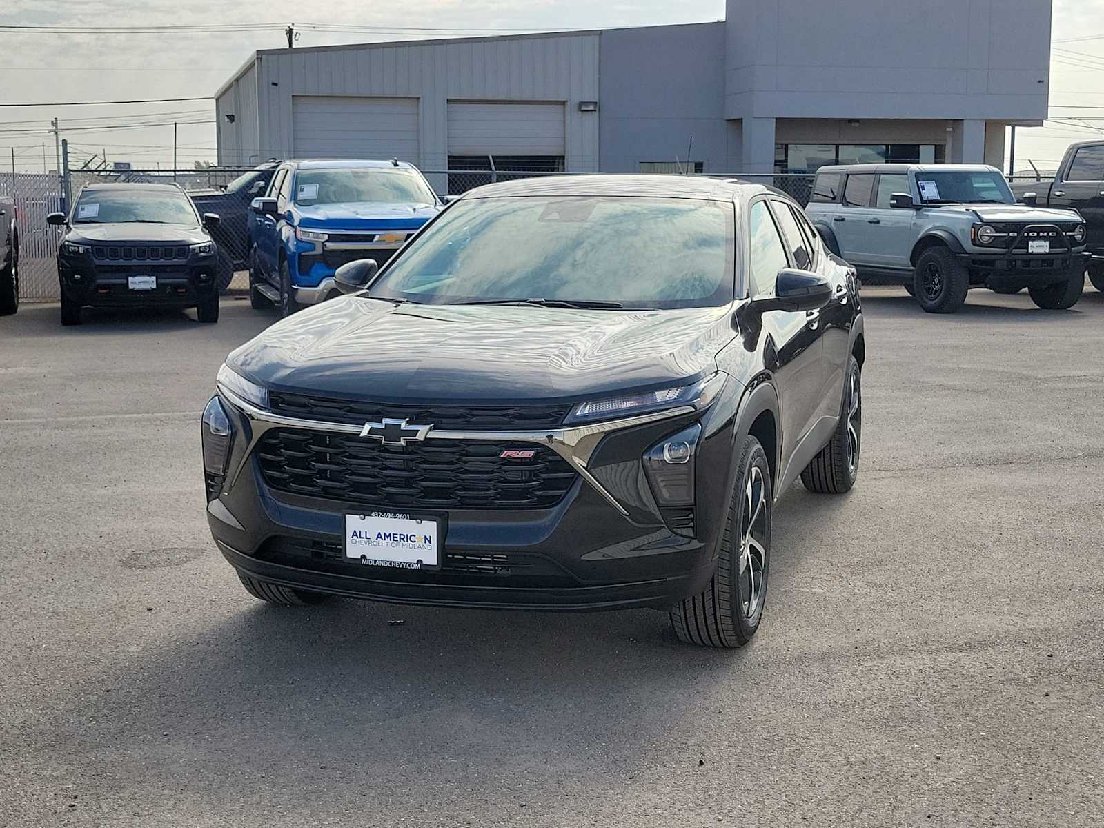 Thumbnail: 2026 Chevrolet Trax - 4