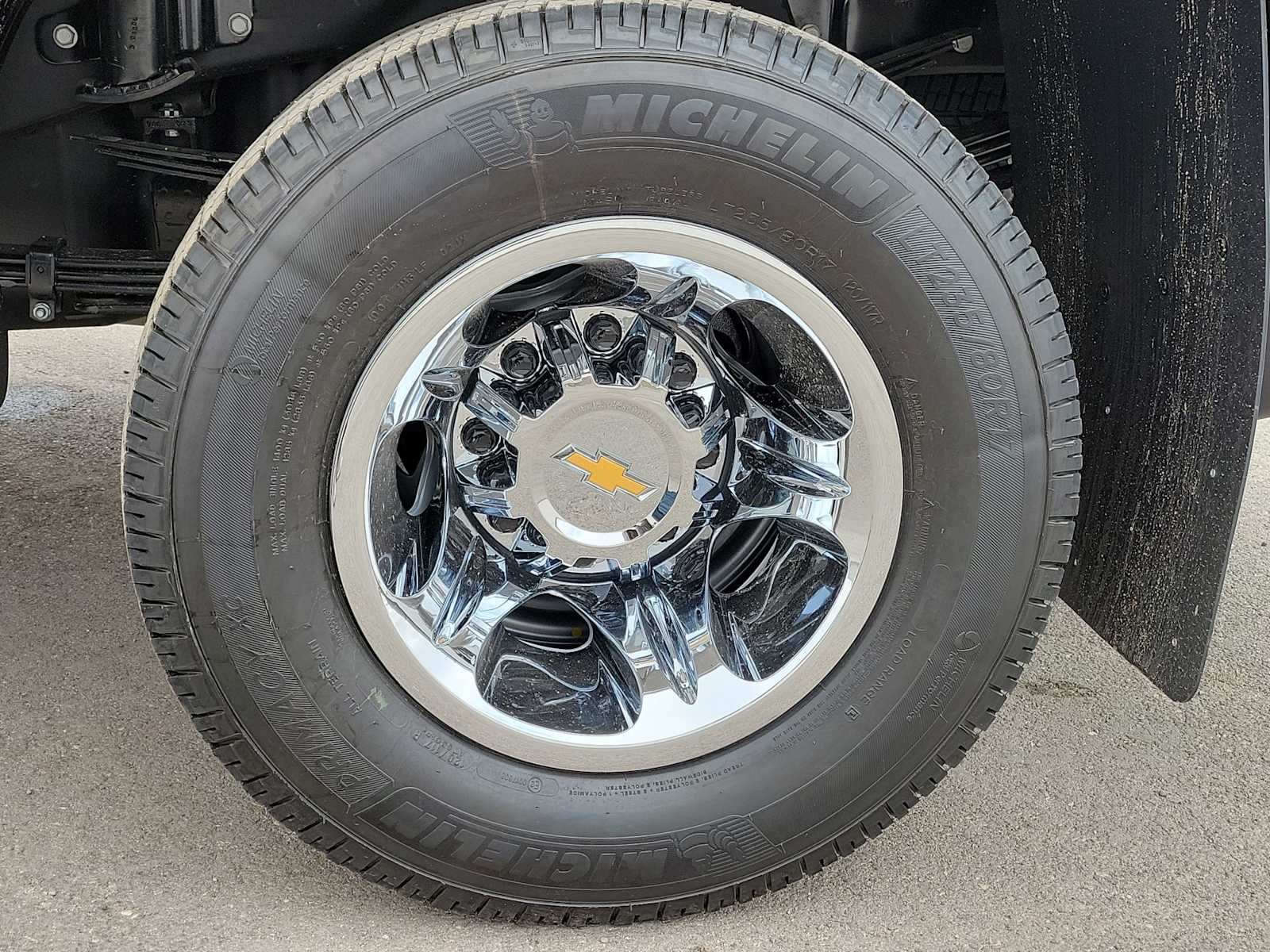 Thumbnail: 2026 Chevrolet Silverado 3500 - 12