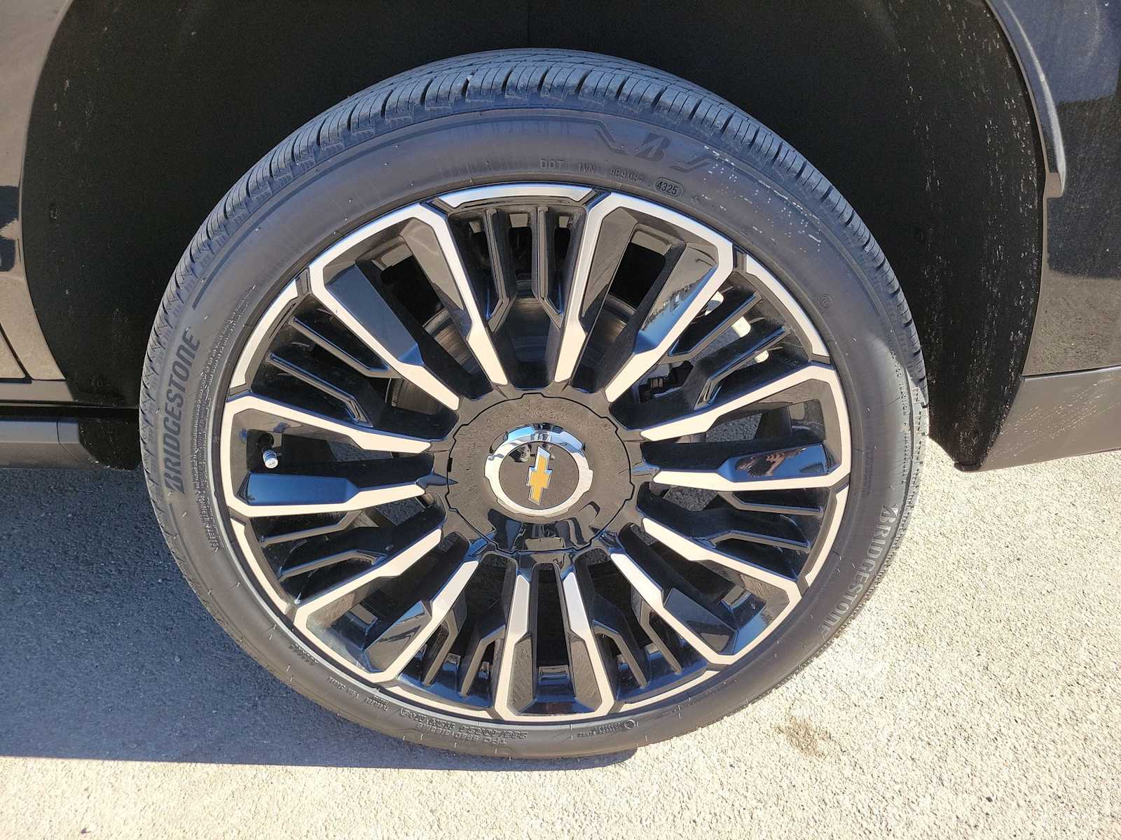 Thumbnail: 2026 Chevrolet Tahoe - 16