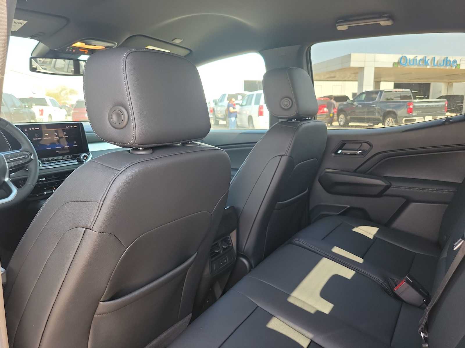 Thumbnail: 2026 Chevrolet Colorado - 19