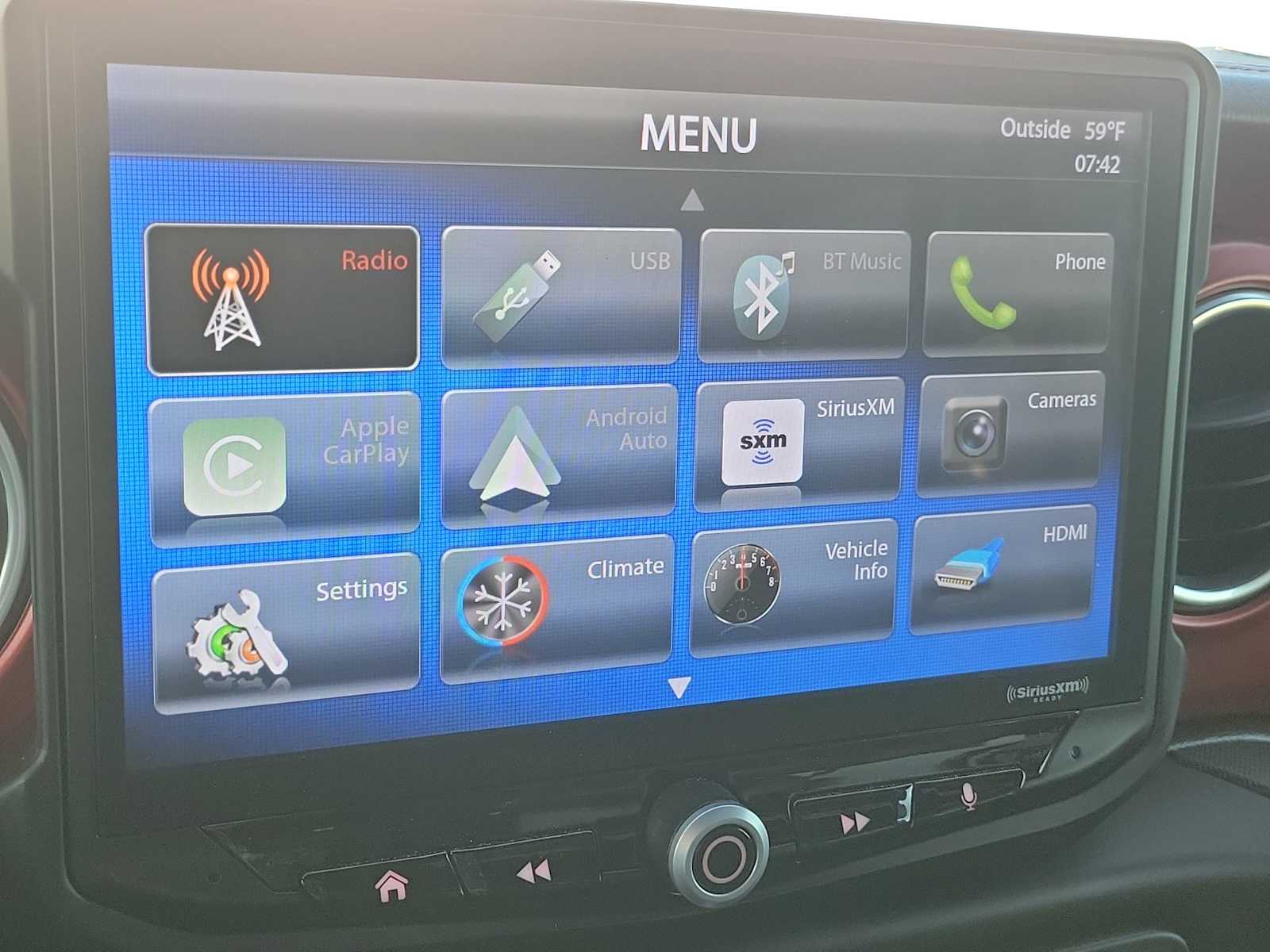 Thumbnail: 2019 Jeep Wrangler - 25