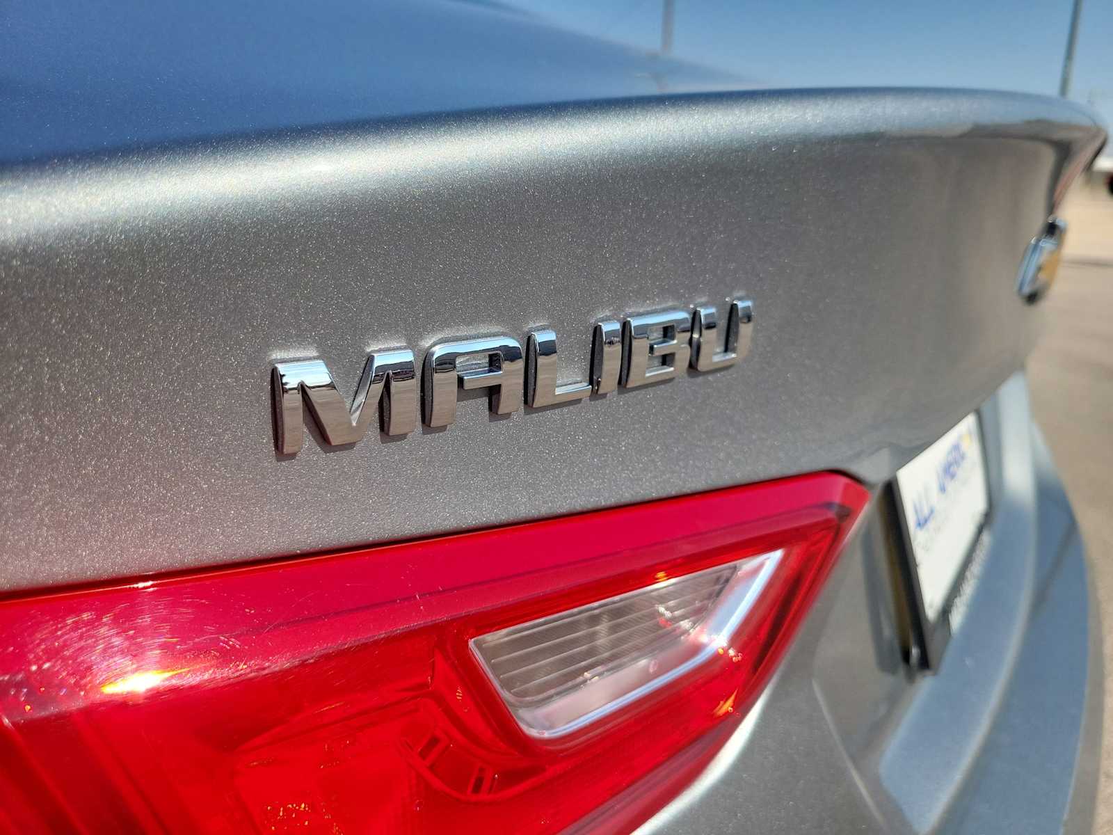 Thumbnail: 2024 Chevrolet Malibu - 15