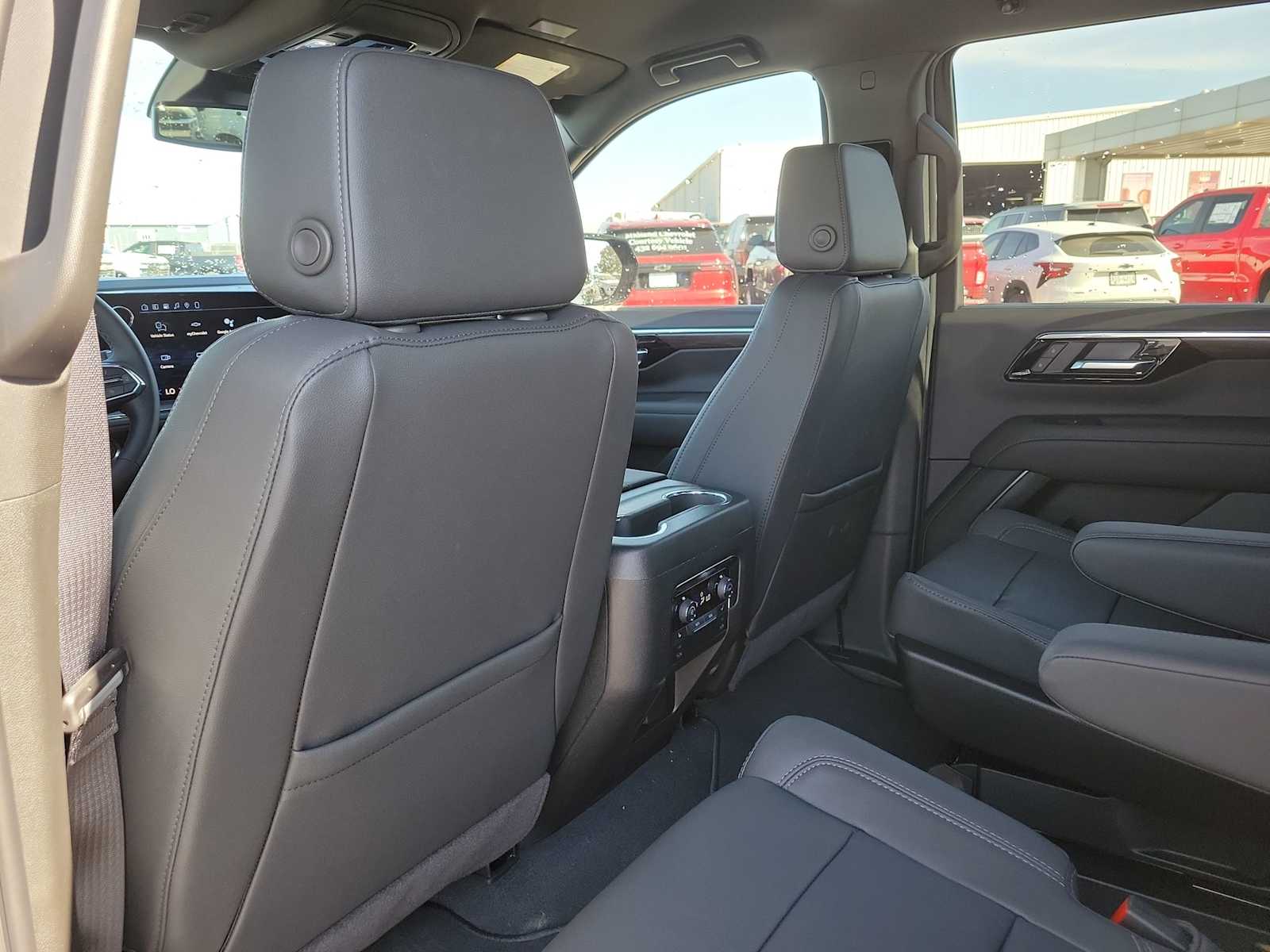 Thumbnail: 2026 Chevrolet Tahoe - 16