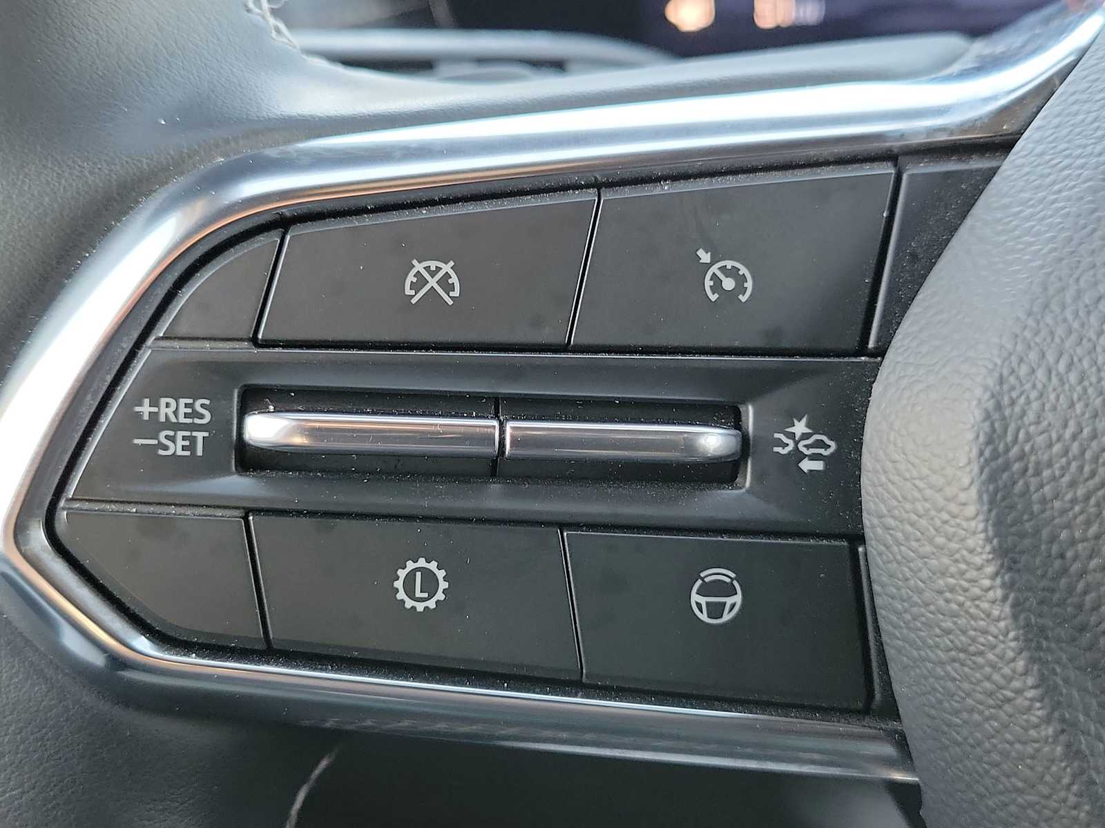 Thumbnail: 2025 Chevrolet Traverse - 23