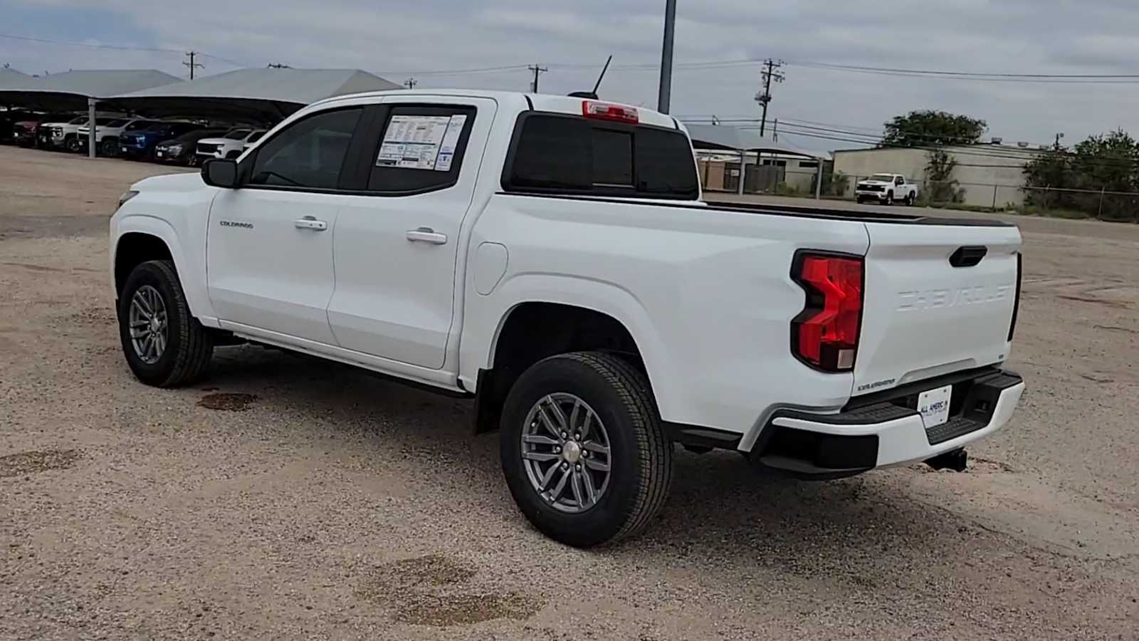 Thumbnail: 2024 Chevrolet Colorado - 6