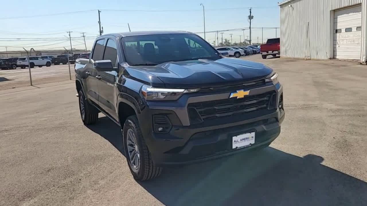 Thumbnail: 2026 Chevrolet Colorado - 3