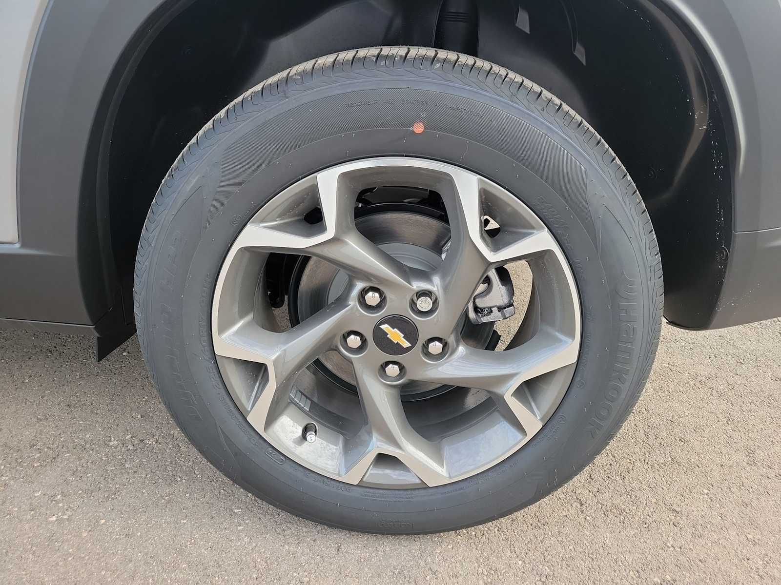 Thumbnail: 2026 Chevrolet Trax - 16