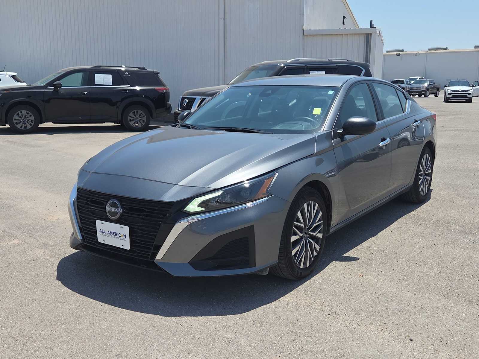Thumbnail: 2025 Nissan Altima - 4