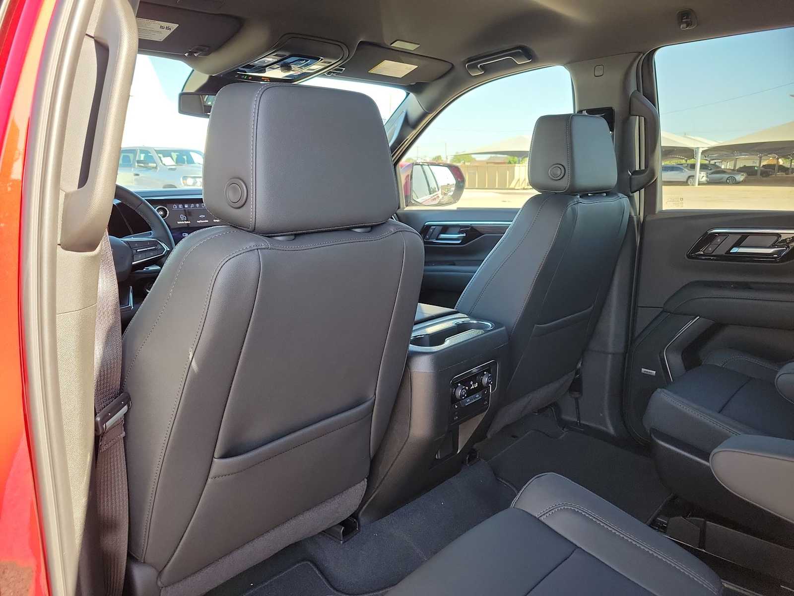 Thumbnail: 2026 Chevrolet Tahoe - 16