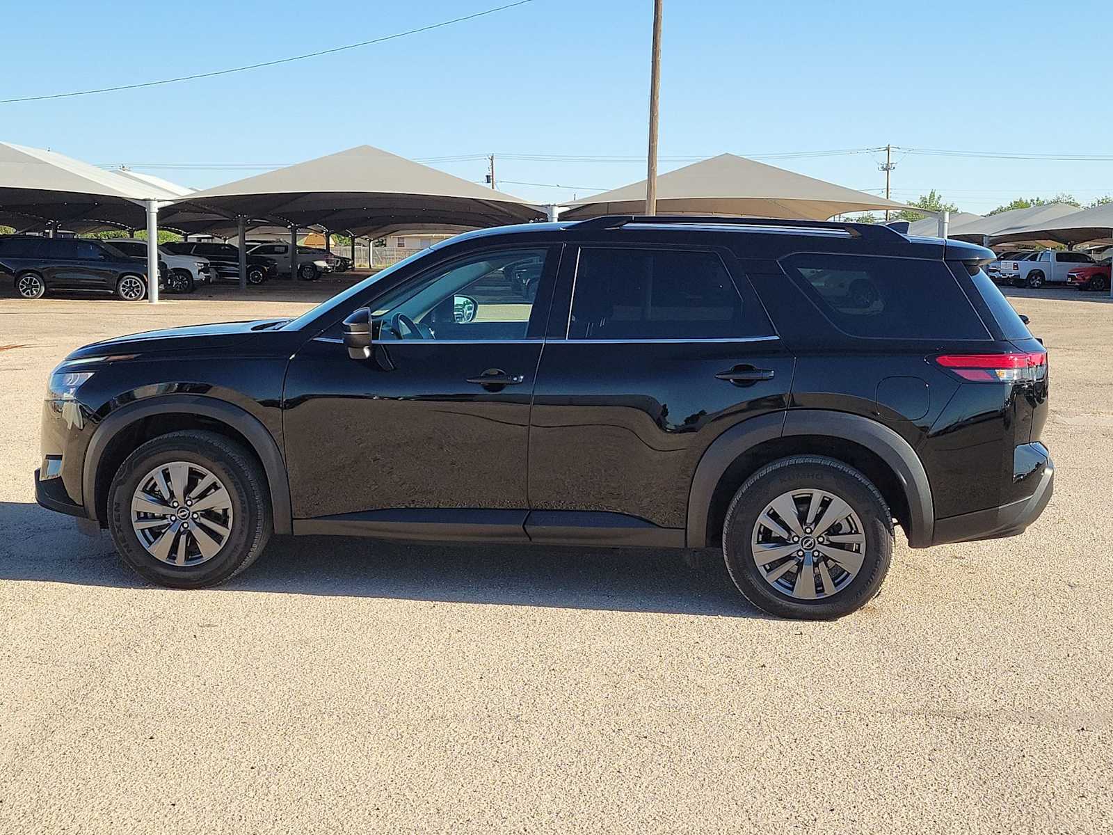 Thumbnail: 2025 Nissan Pathfinder - 5