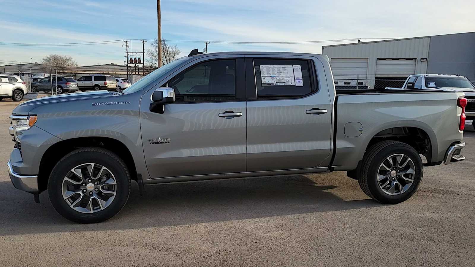 Thumbnail: 2026 Chevrolet Silverado 1500 - 5