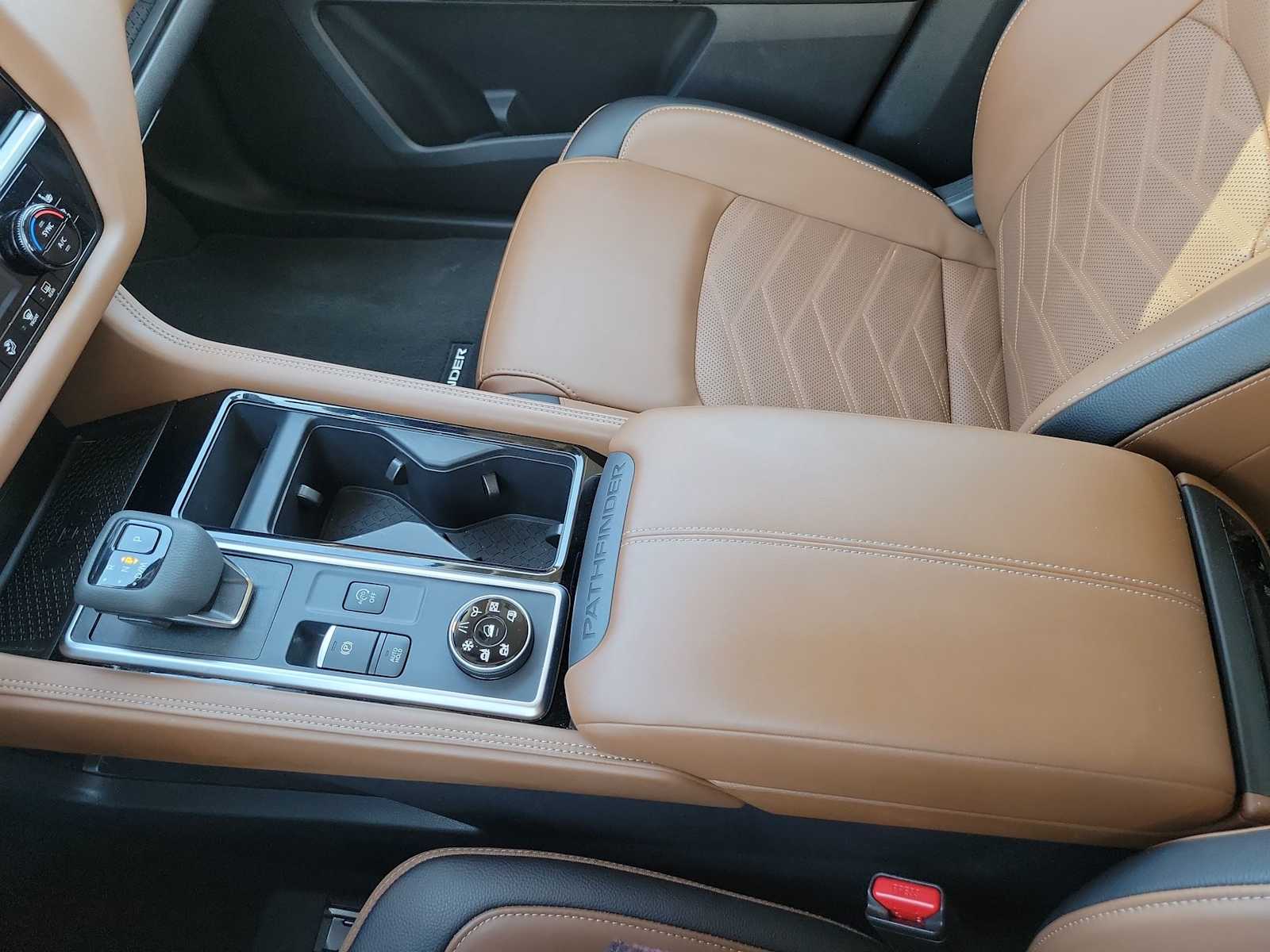 Thumbnail: 2025 Nissan Pathfinder - 20