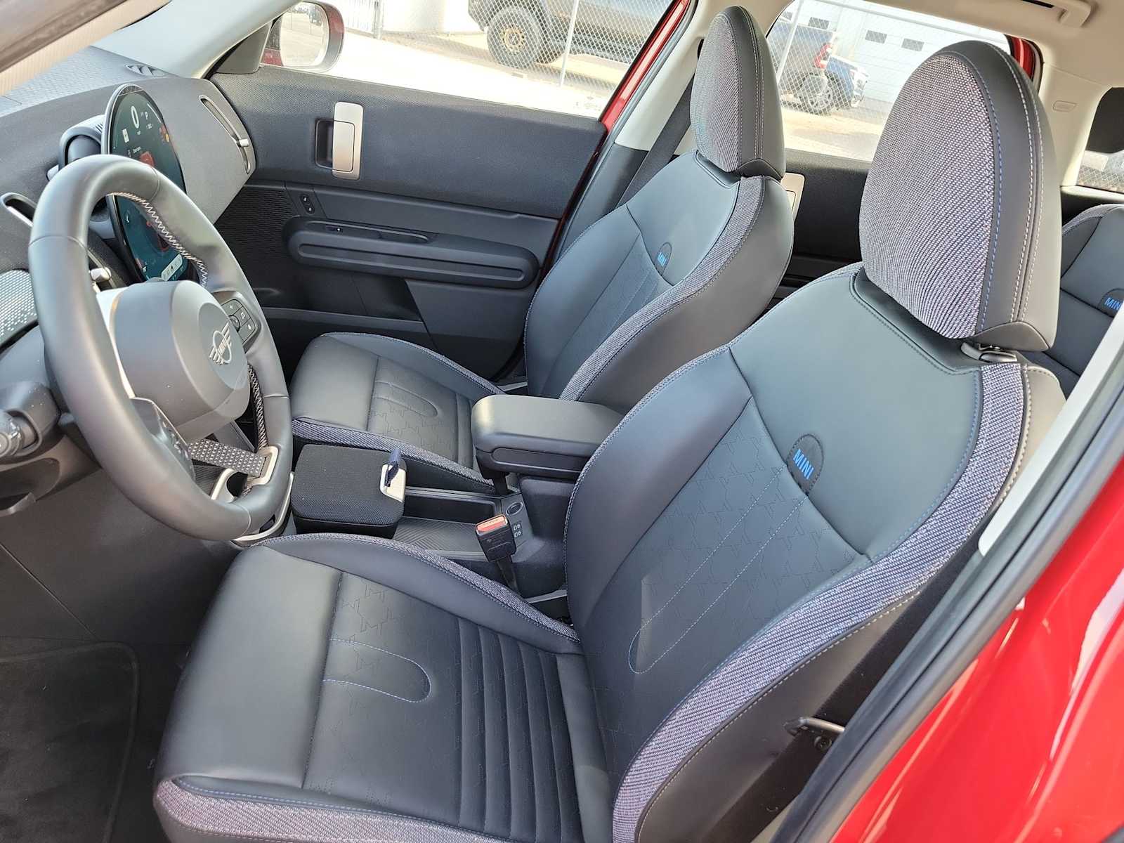 Thumbnail: 2025 MINI Cooper Countryman - 19